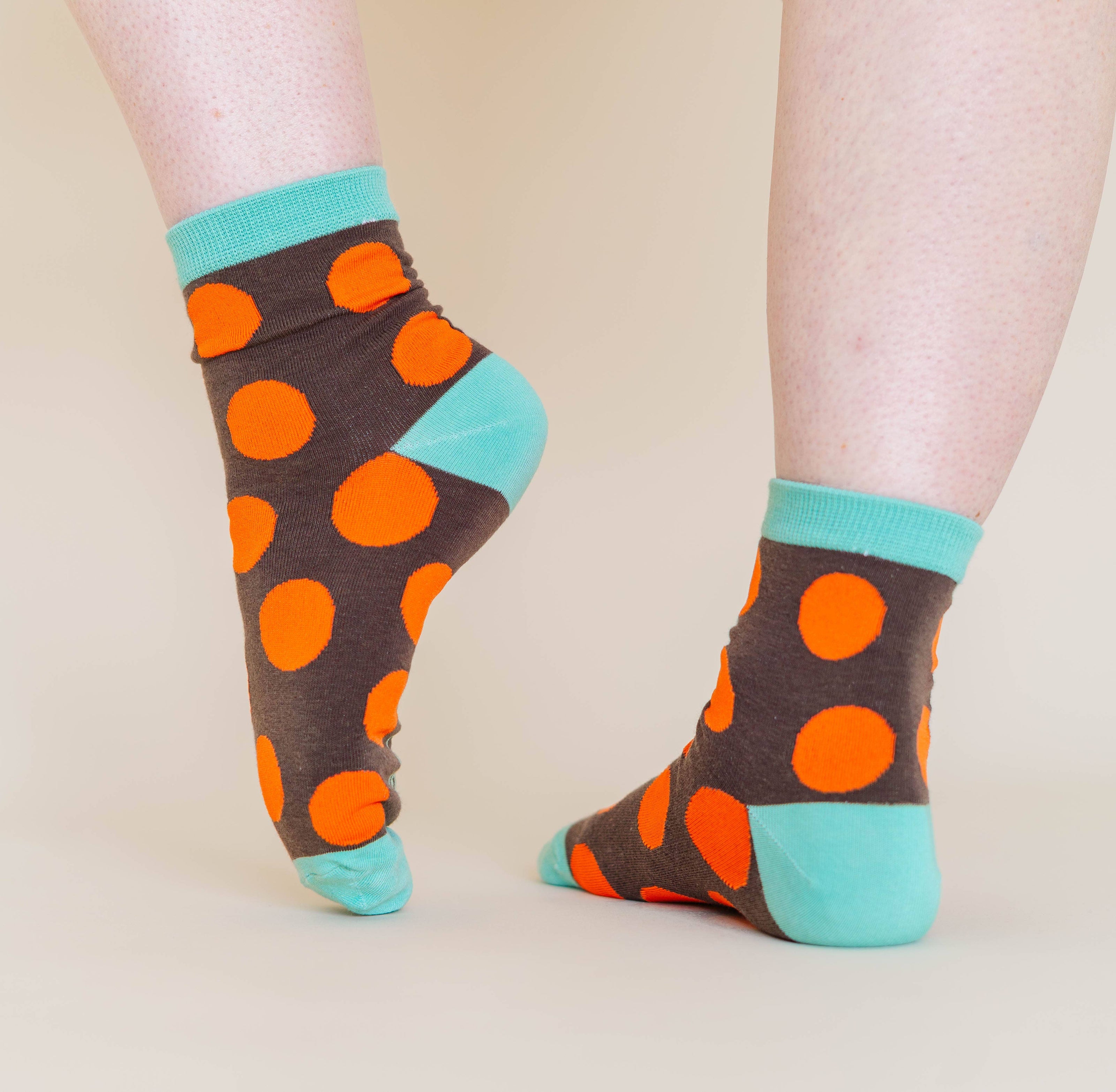 Women’s Cotton Ankle Socks - Brown Orange Polka Dot