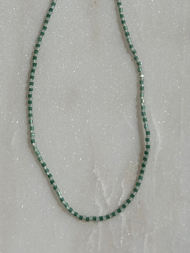 Patterned Strand