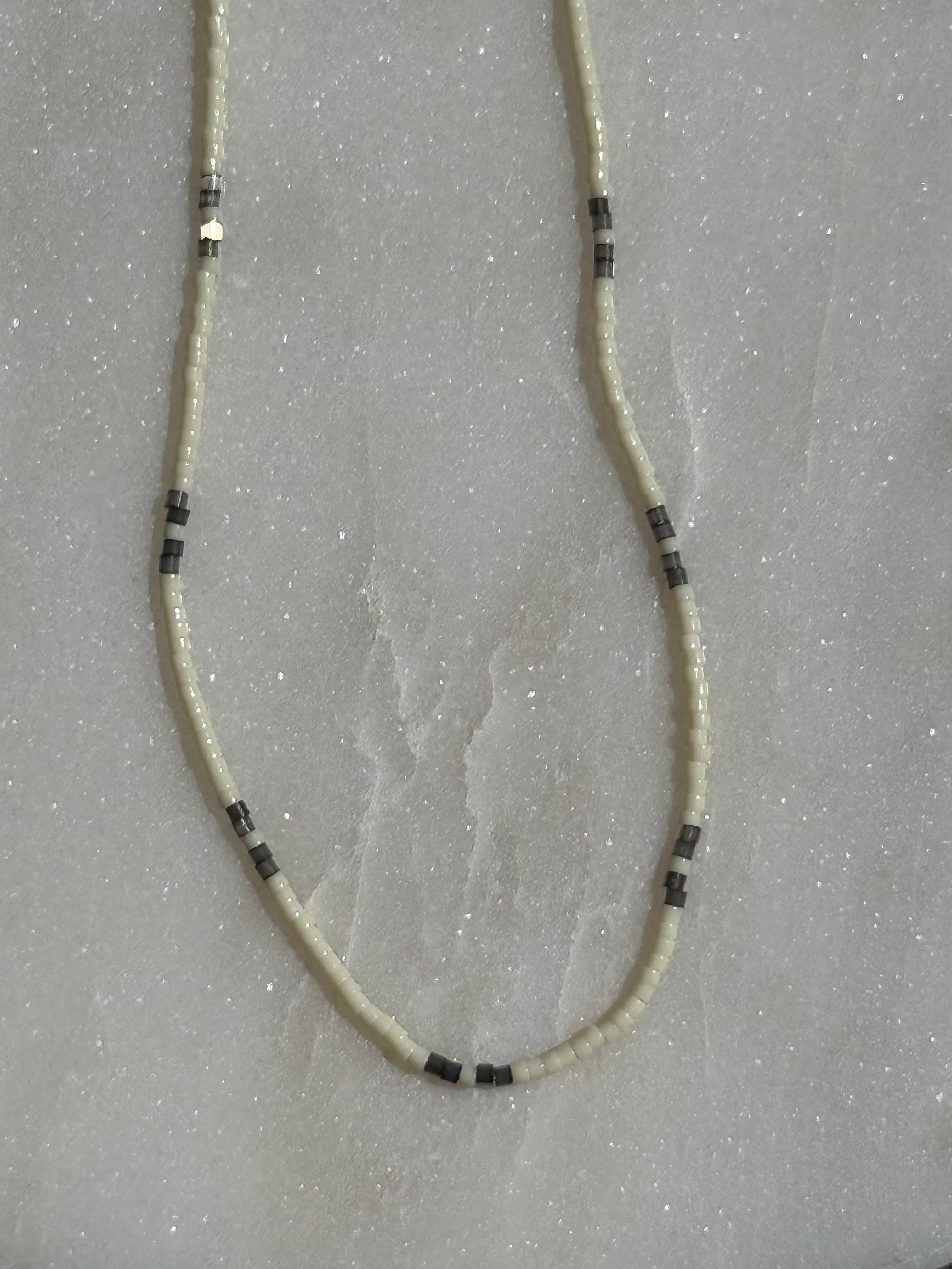 Patterned Strand