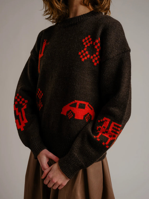 X90 + Birds Sweater | Walnut