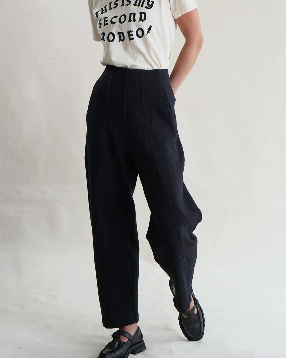 Aldous Barrel Leg Jogger