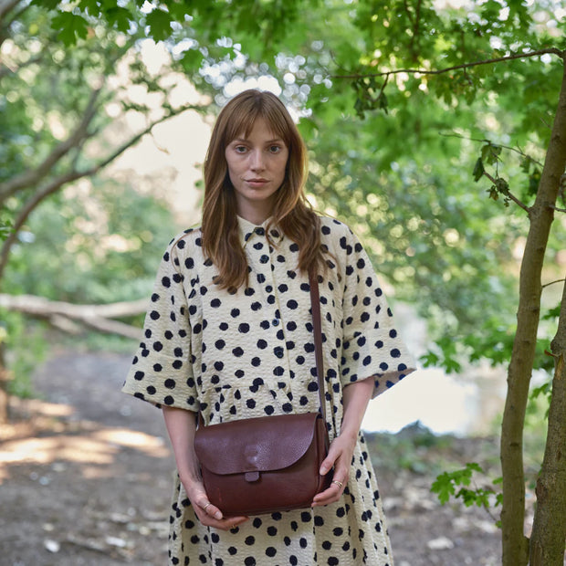 Chestnut Midi Orbed Tab Bag