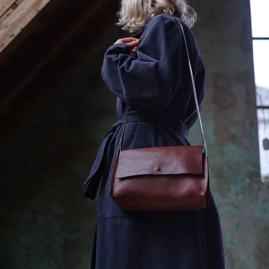 Papaya Midi Pleat Bag