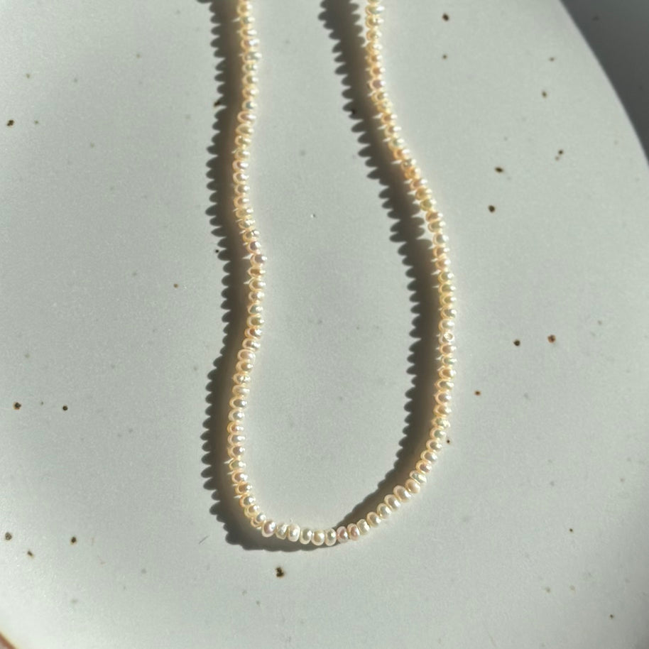 Tiny Rice Pearls 16