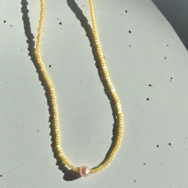 Single Pearl on Yellow 16.5"