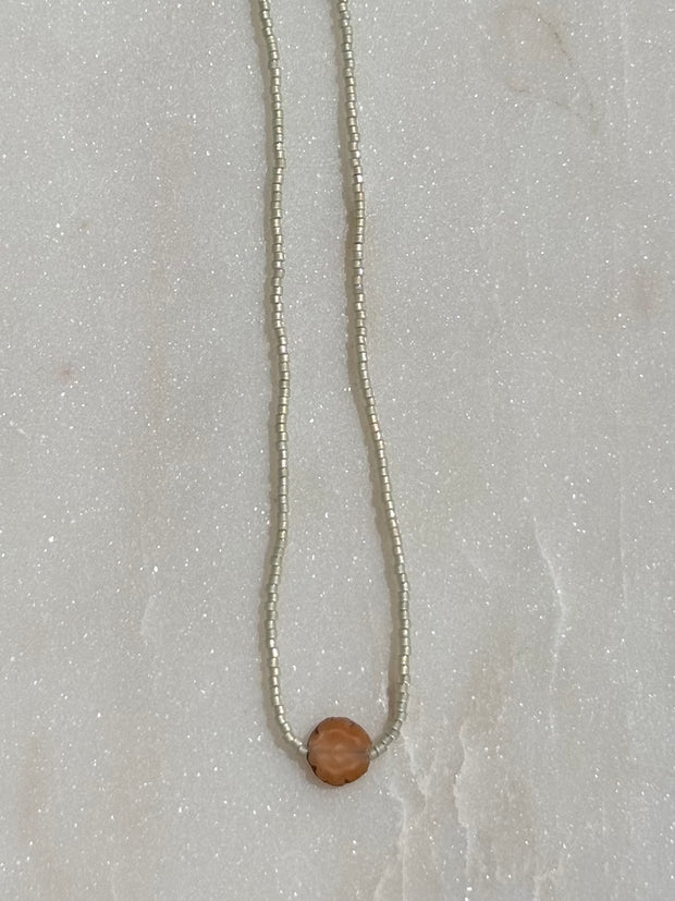Single Czech Flower 16.25"