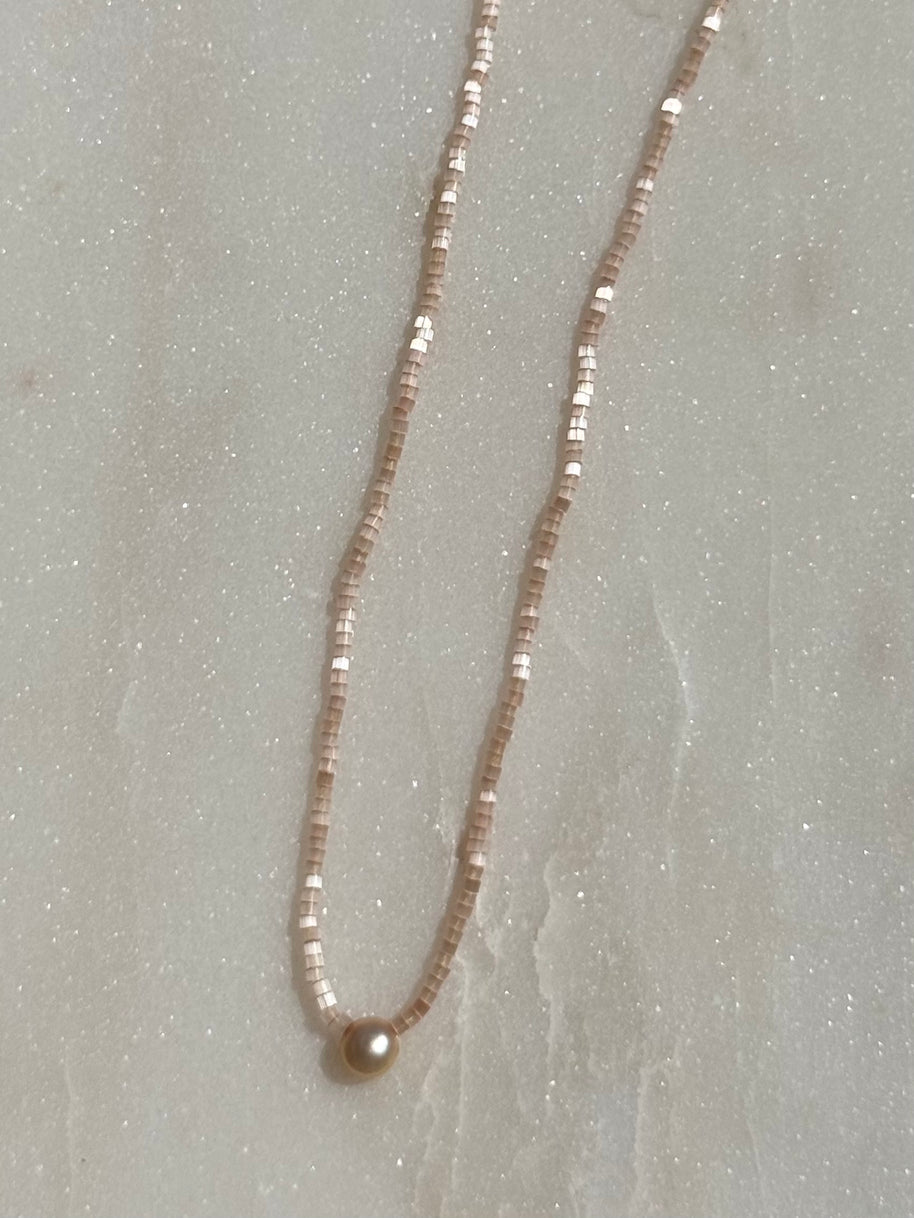 Single Pearl on Light Pink 15.25"