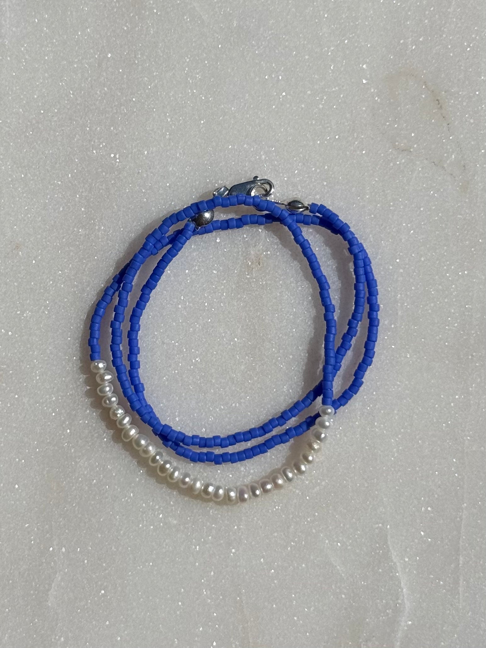 Dark Blue w/ Rice Pearls 15.75
