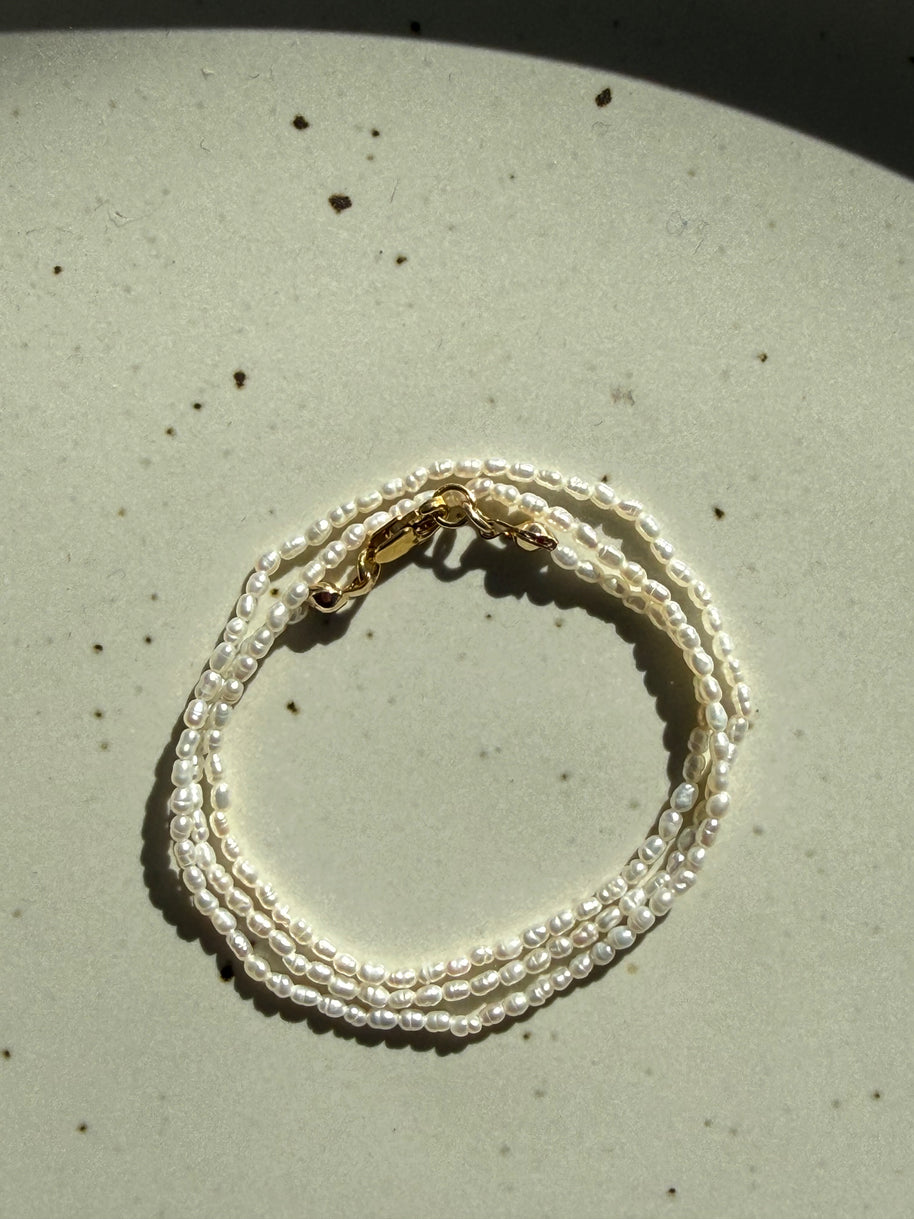 Tiny Vintage Pearls | White | 16.75