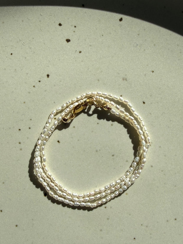 Tiny Vintage Pearls | White | 16.75"