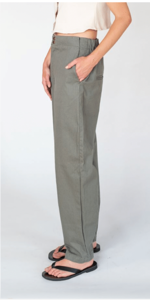 Ollie Pant