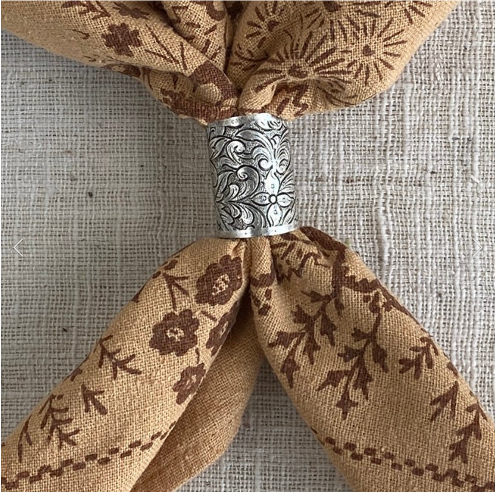 Dogwood Tube Scarf Slide