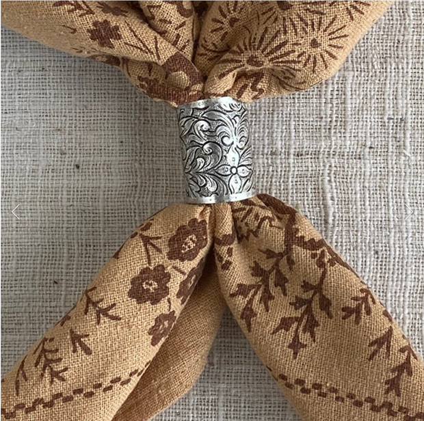 Dogwood Tube Scarf Slide