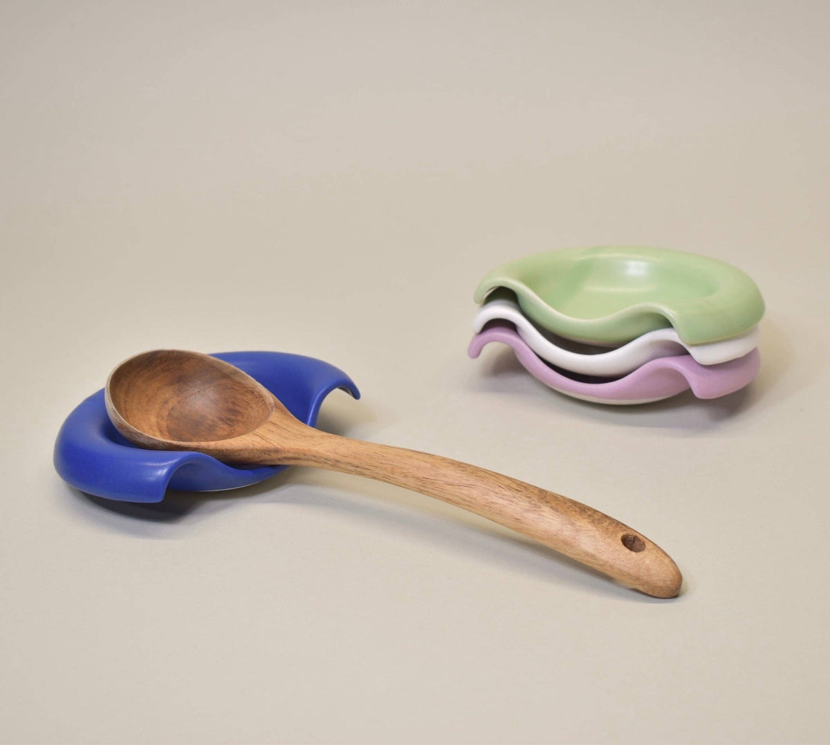 Slice Spoon Rest